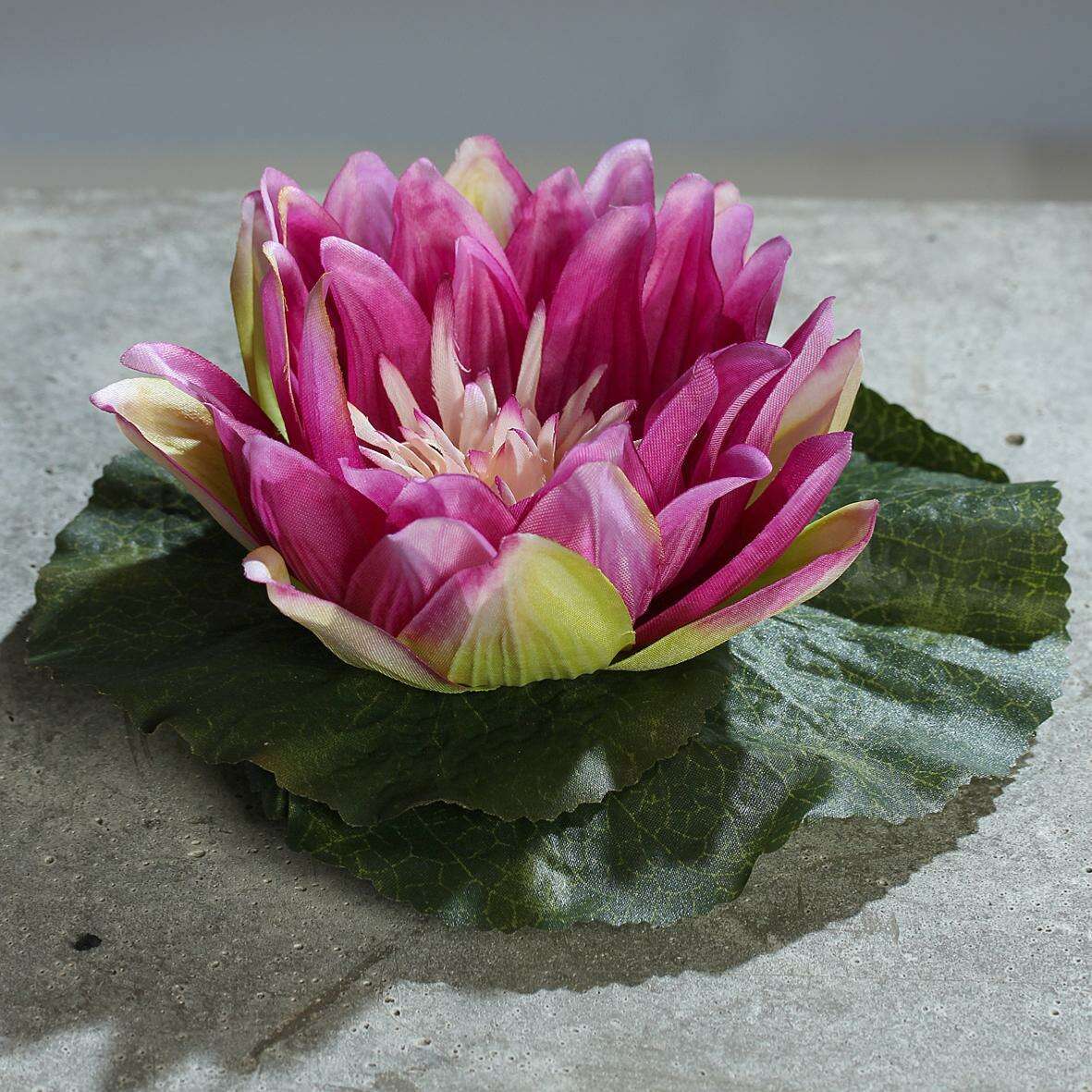 Fleur artificielle Nénuphar Lotus - décoration d'intérieur - Ø.12cm fuchsia R1